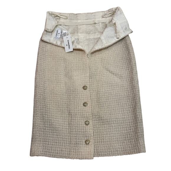 CHANEL 07A Skirt FR 40 | Cream Wool Tweed, Gold Chain Waist, Silk Lined, NWT - Picture 5 of 16